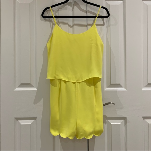 Yellow romper - Picture 1 of 6